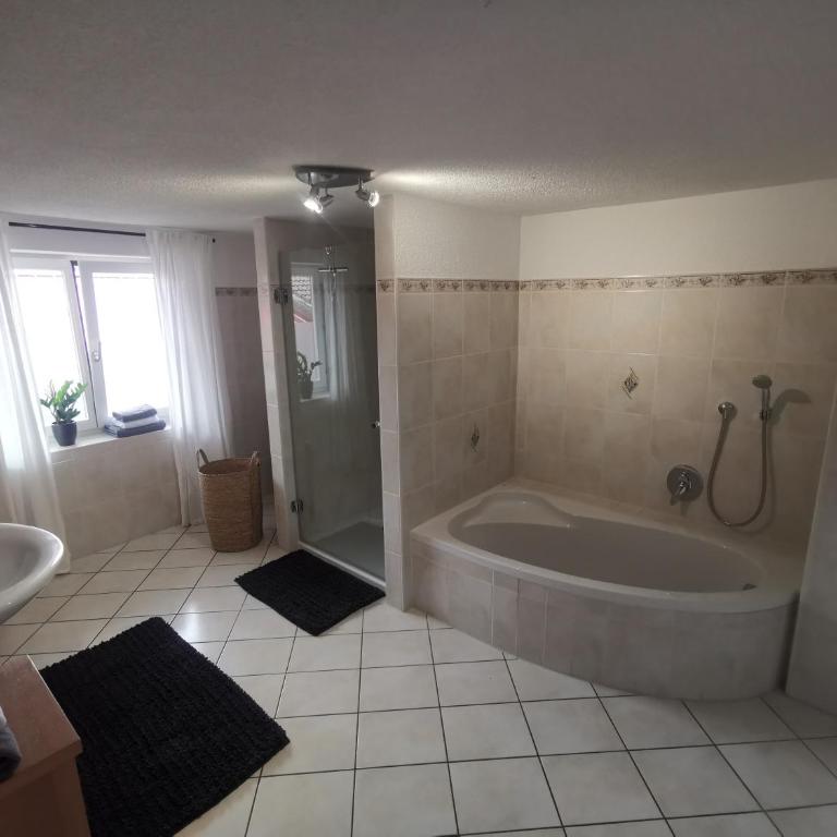 Kräuterhof-Ferienwohnung - Apartment mit 2 Schlafzimmern - 11
