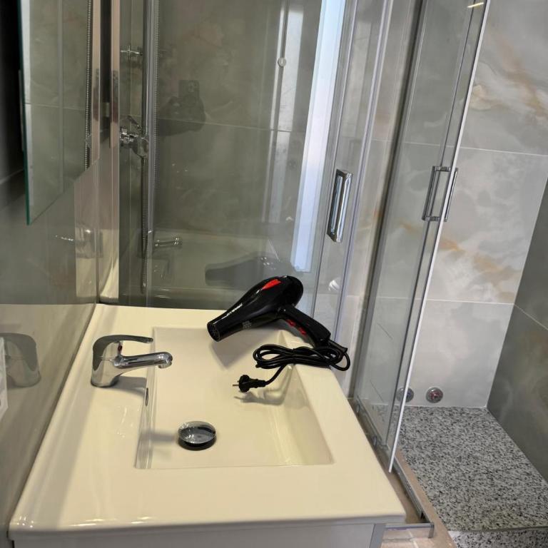 MMM HOME Train Station 1 - Camera Matrimoniale con Bagno Privato - 4