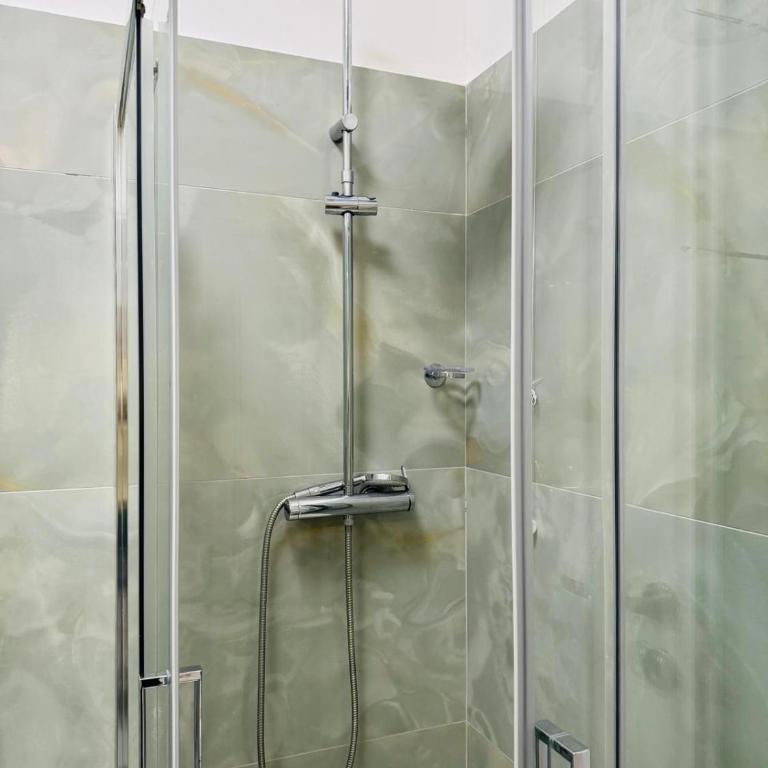 MMM HOME Train Station 1 - Camera Matrimoniale con Bagno Privato Esterno - 4