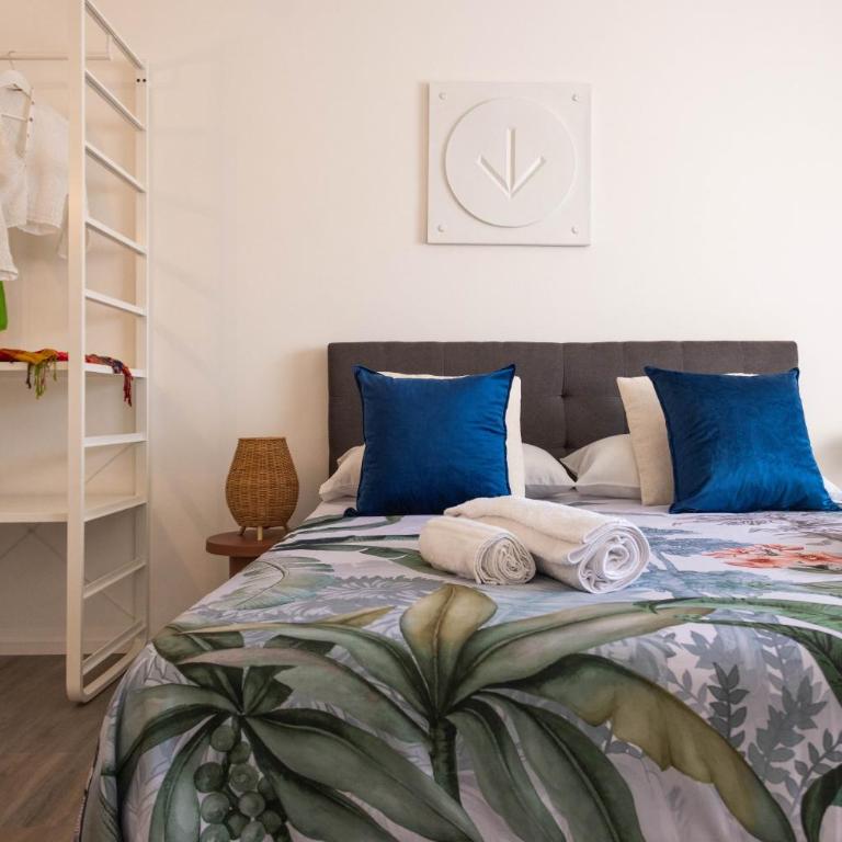 Apartment with 2 Terraces near Teatro Massimo - One-Bedroom Apartment - 24