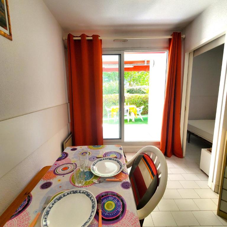 Vittoria Immobilier 4-REGLEMENT SUR PLACE -chèques vacances acceptés - Apartment - Ground Floor - 3