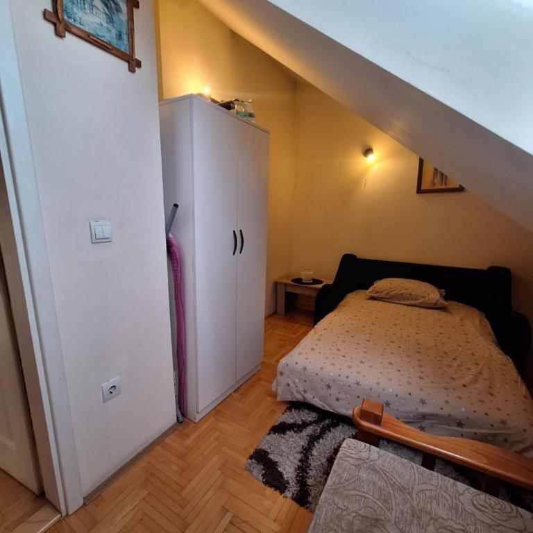 Markus Apartment - Two-Bedroom Apartment - 17