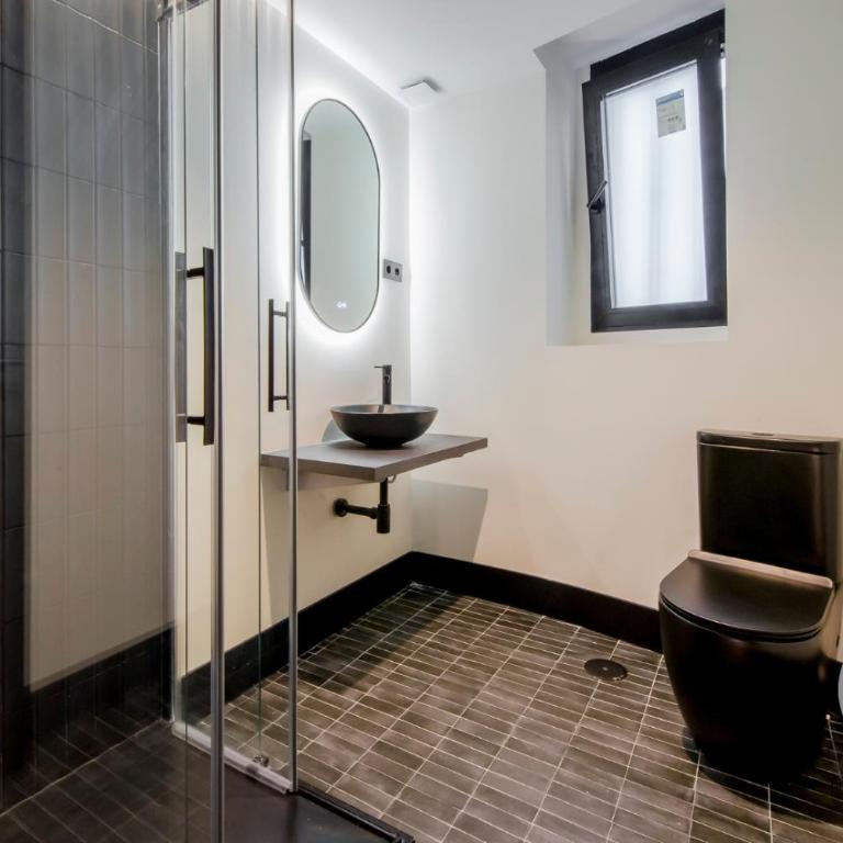 Un Madrid moderno para 7, tu refugio en Abada 2 E2 - Apartment - 25