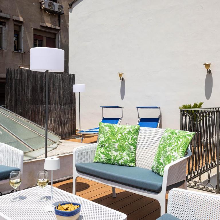 Apartment with 2 Terraces near Teatro Massimo - One-Bedroom Apartment - 38