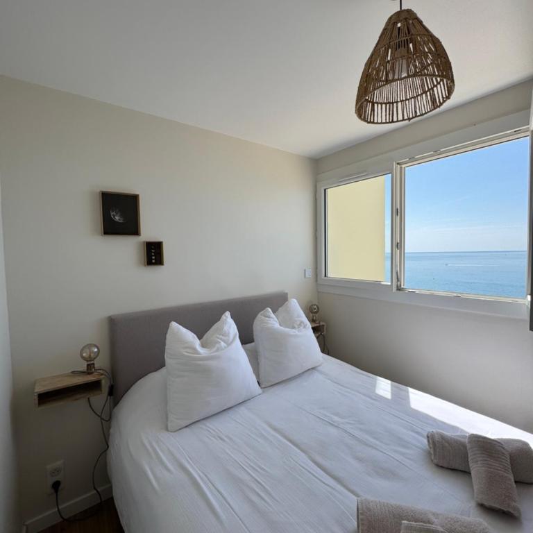 La Petite Tour - One-Bedroom Apartment - 6