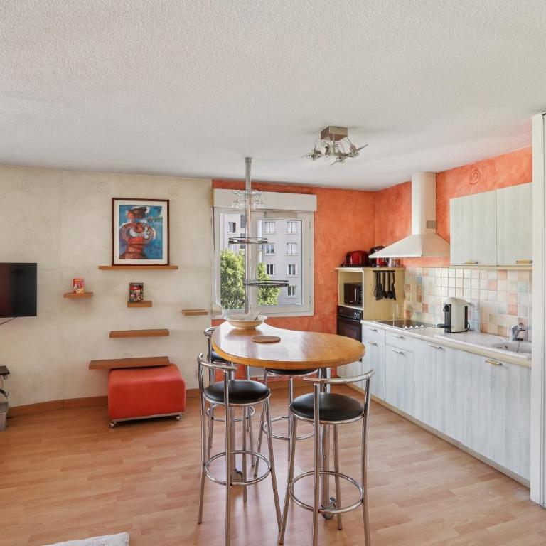 Charmant Appartement T2 - Garage - Appartamento con 1 Camera da Letto - 2