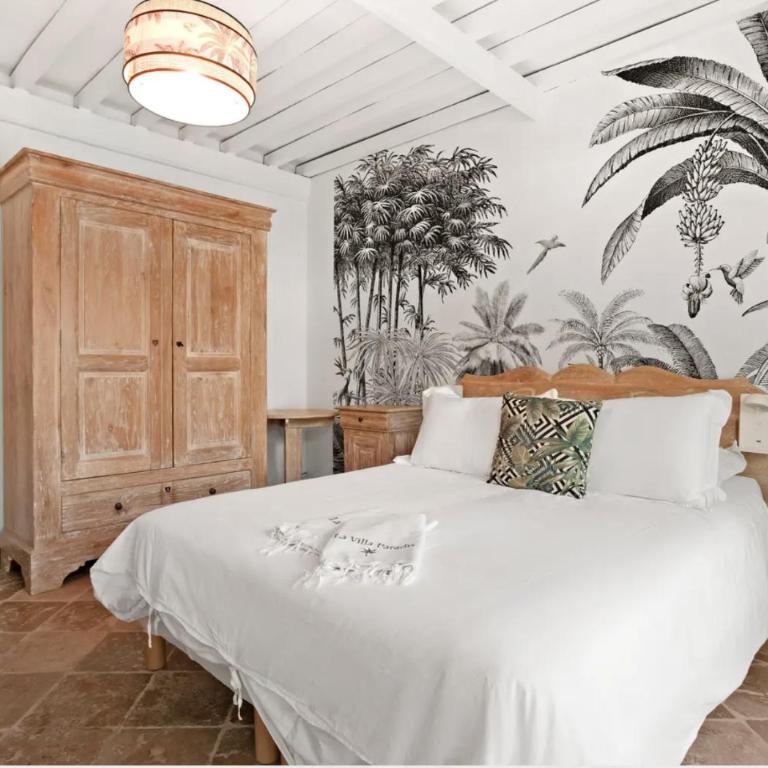 Villa Paradis - Chambre Double Deluxe - Vue Latérale sur Mer - 19