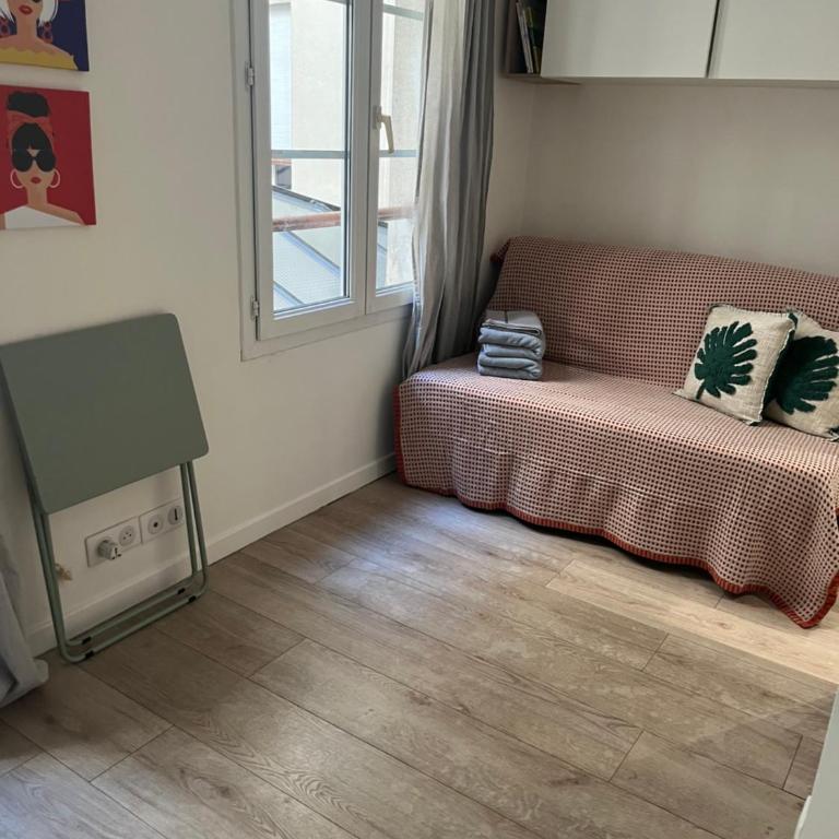 Place à 2 minutes du Musée Louvre Vivez Paris à Pied - Petite Chambre Double - 4