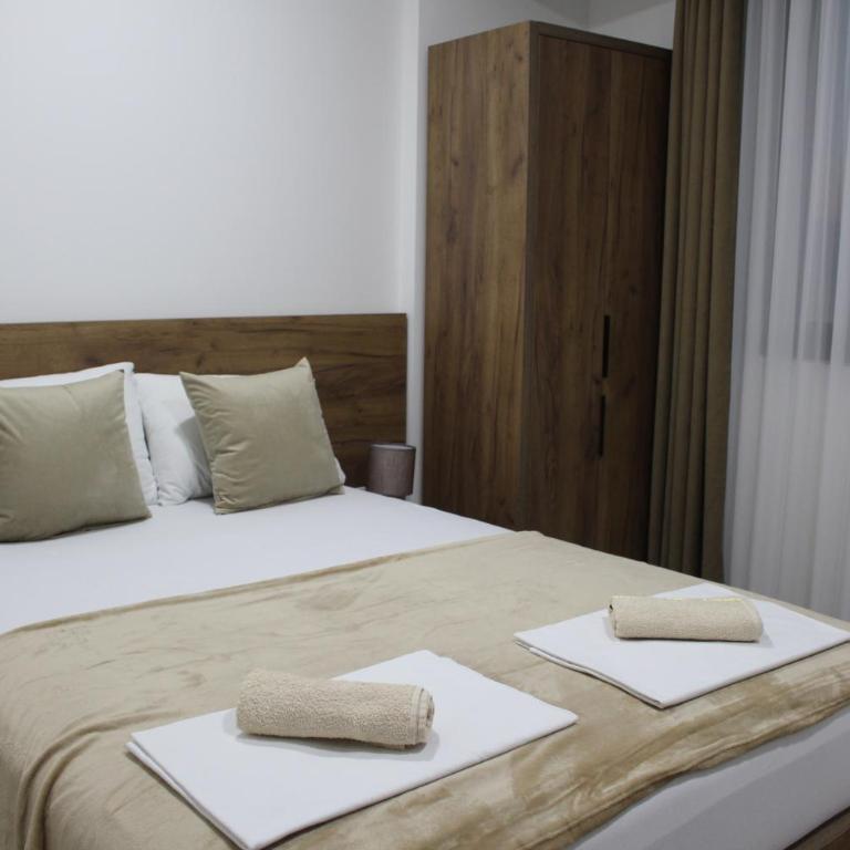 AMD - stan 314 - One-Bedroom Apartment - 2