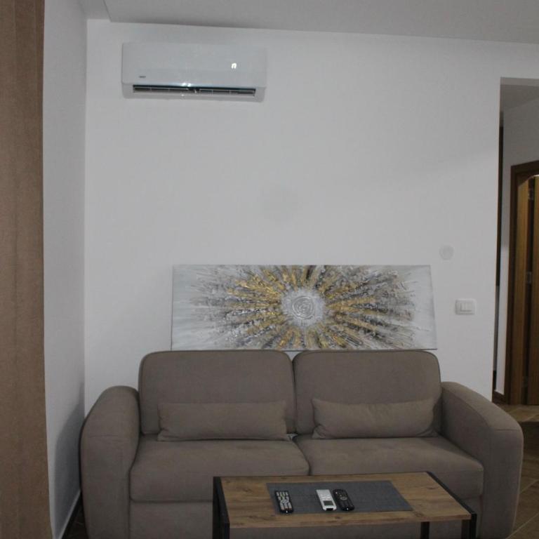 AMD - stan 314 - One-Bedroom Apartment - 13