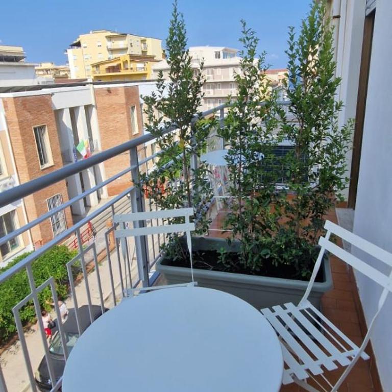 Casa Graziella - Camera Matrimoniale con Bagno Privato Esterno - 10