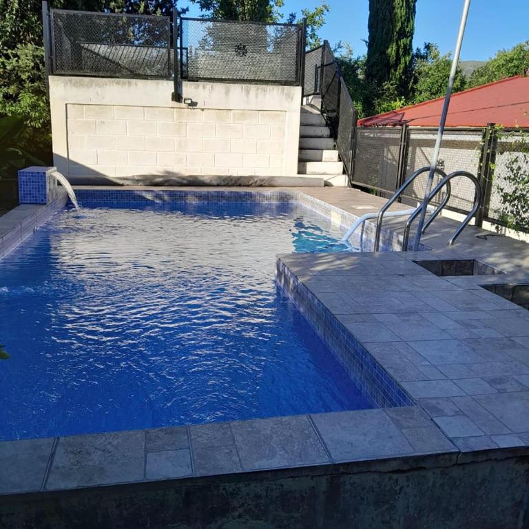 Casa ideal Pileta, Quincho y Patio Enorme - Vacation Home - 1
