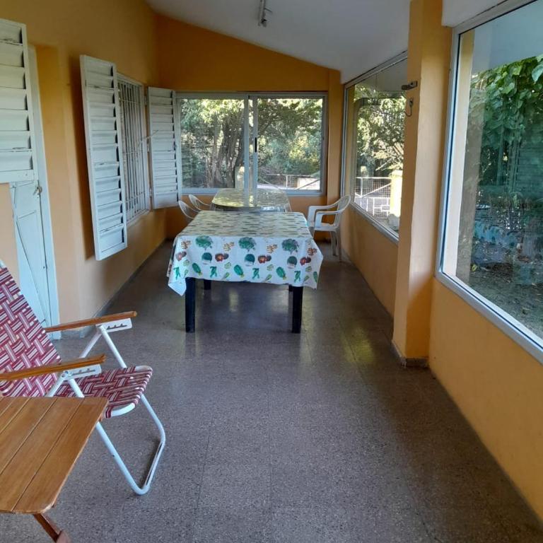 Casa ideal Pileta, Quincho y Patio Enorme - Vacation Home - 2