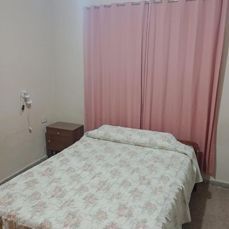 Casa ideal Pileta, Quincho y Patio Enorme - Vacation Home - 7