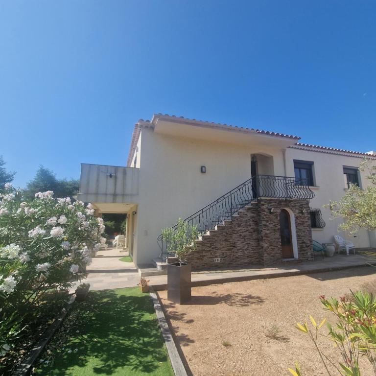 Elomarisa apartment & jacuzzi - Apartment mit 3 Schlafzimmern und Balkon - 9