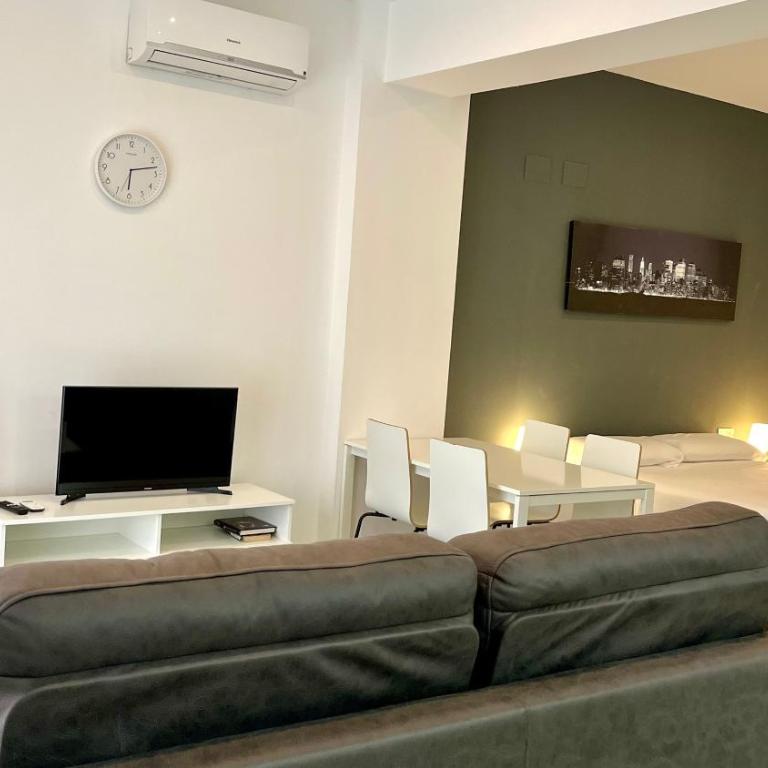 Apartamentos Pintor Losada - Estudio - 11