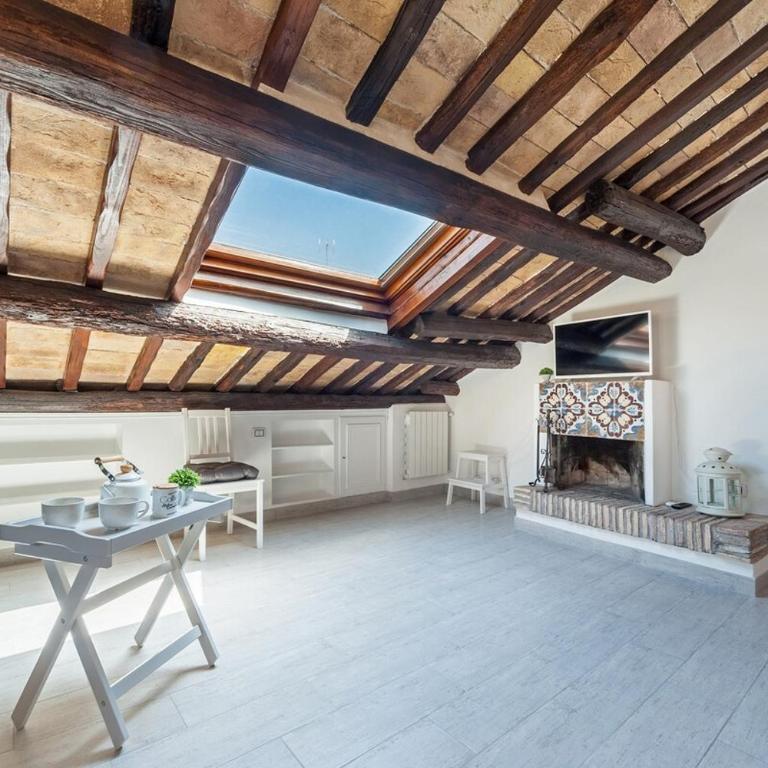Renovated Luxury Sweet Penthouse - Campo Dei Fiori - Appartamento con 1 Camera da Letto - 4