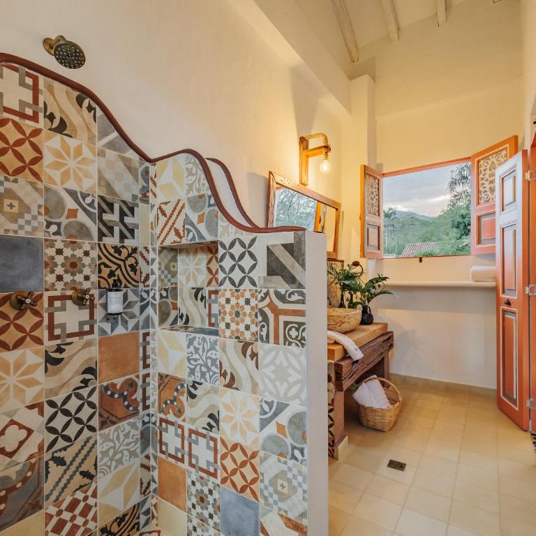Hotel Boutique Fundadores en Cauca Viejo - Deluxe Double Room - 3