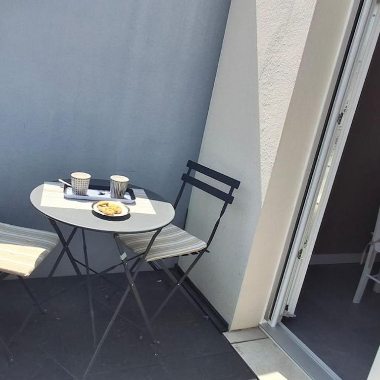 Appartement - Central - Proche gare - Parking - Confort - Moderne - Appartamento con 1 Camera da Letto - 11