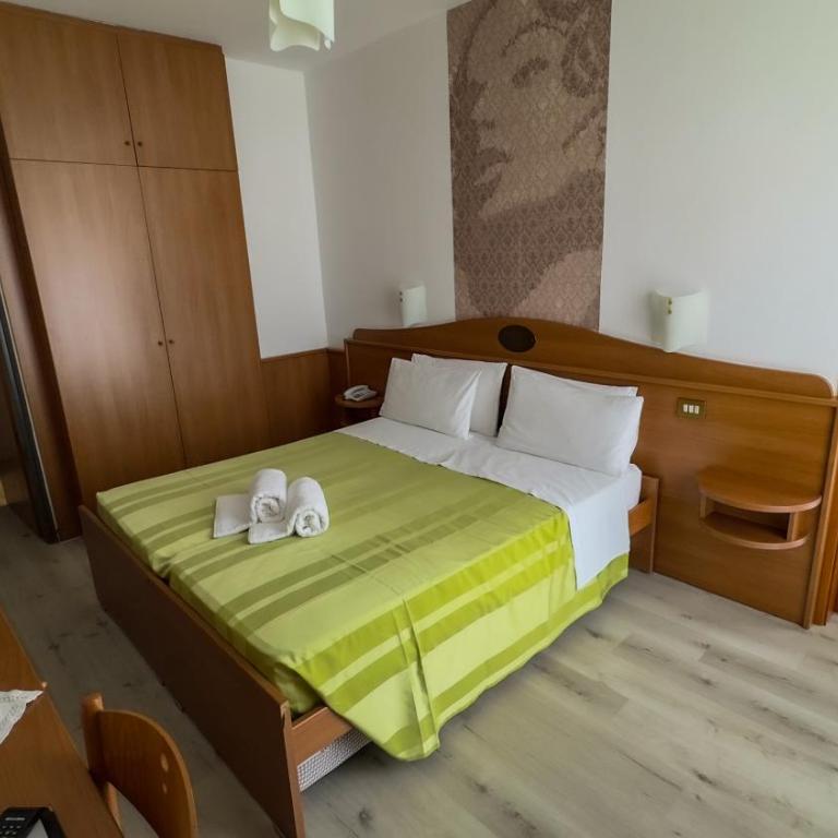 Hotel Leonardo Da Vinci Wellness SPA - Superior Family Room - 6