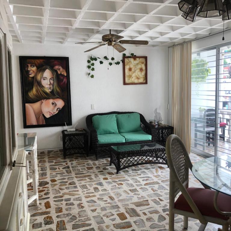 Departamento sobre Costera, 1min La Quebrada, 3m playas y yates - Apartamento - 5