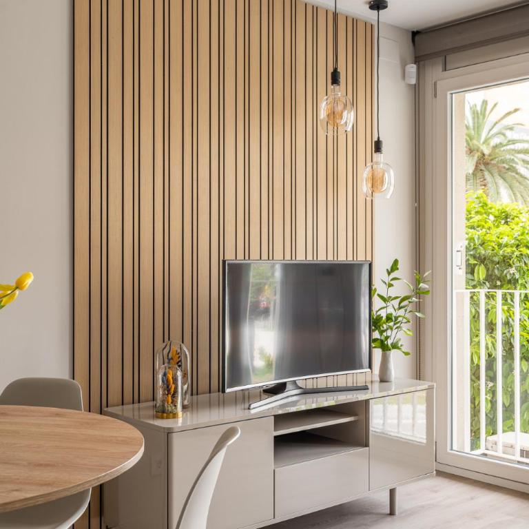 Chic Aparment Barcelona near Plaza España - Two-Bedroom Apartment - 38