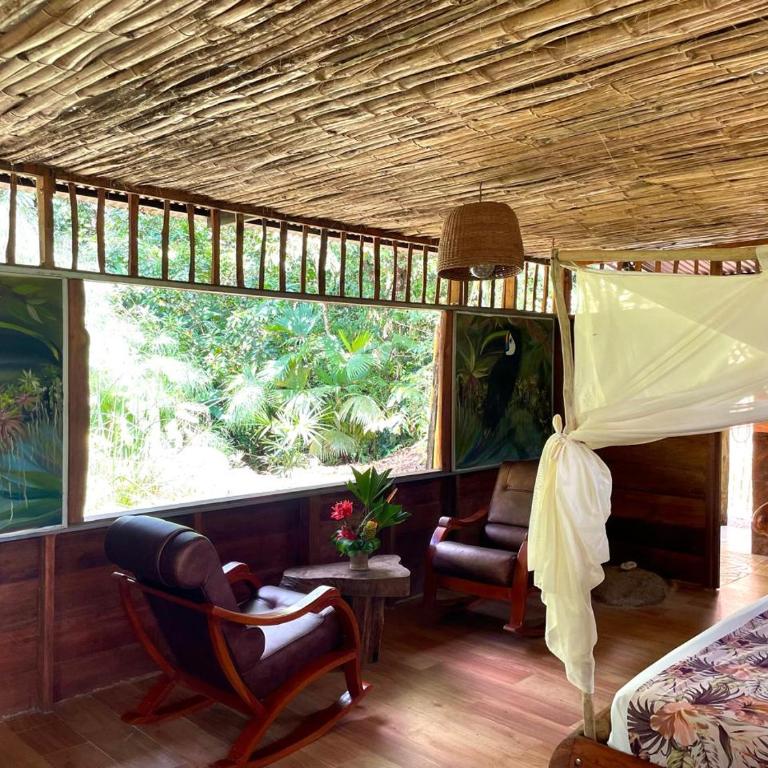 Posada Amazonia - Habitación con cama extragrande y vistas al jardín - 2