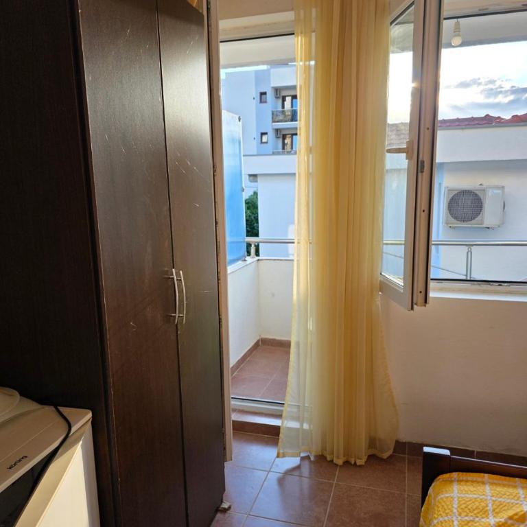 Ekilo - Double Room with Balcony - 1