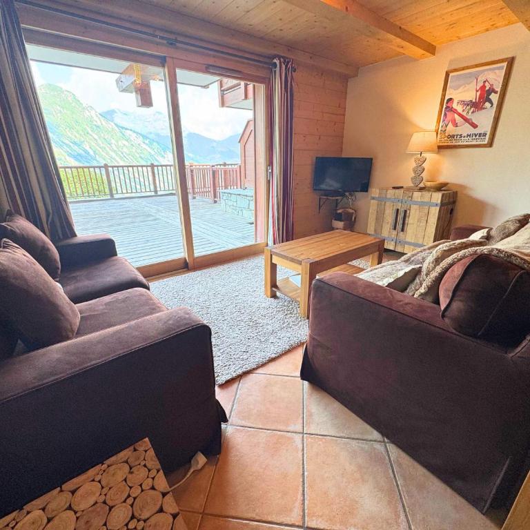 Bel Appartement 6 Pers. Ski aux Pieds, 1ère Ét. Terrasse 83m², Parking, Wifi, St Martin de Belleville - FR-1-452-194 - Appartement 3 Chambres - 7