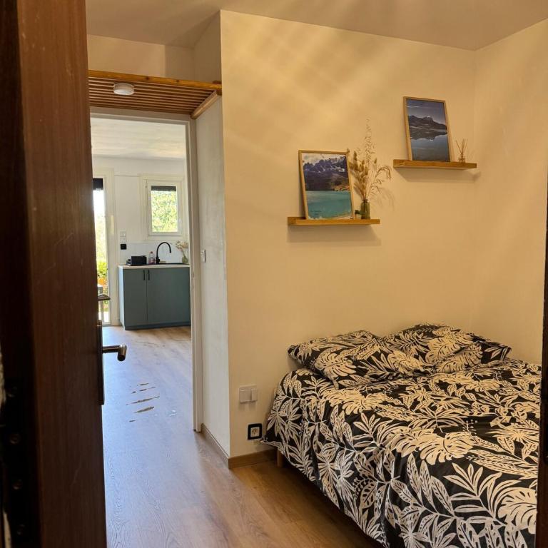 Joli studio lumineux dans environnement calme - Appartement 1 Chambre - 11