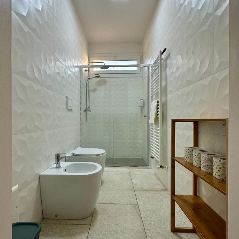 Lu Chiapparu B&B - Camera Matrimoniale con Bagno Privato - 7