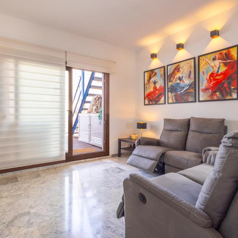 Cadizz - Ático del Búho Surenyo - Terraza 100m2 privada - Apartamento de 3 dormitorios - 67
