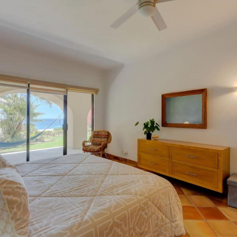 Los Cabos, Casa del Mar condo, amazing beach view - Two-Bedroom Apartment - Oceanfront - 10