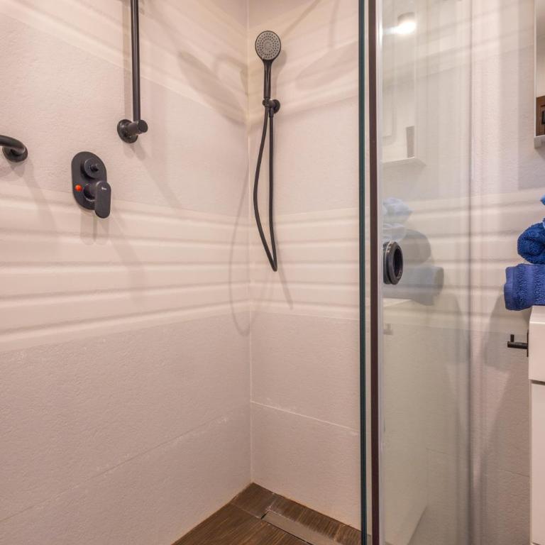 Cadizz - Ático del Búho Surenyo - Terraza 100m2 privada - Apartamento de 3 dormitorios - 86