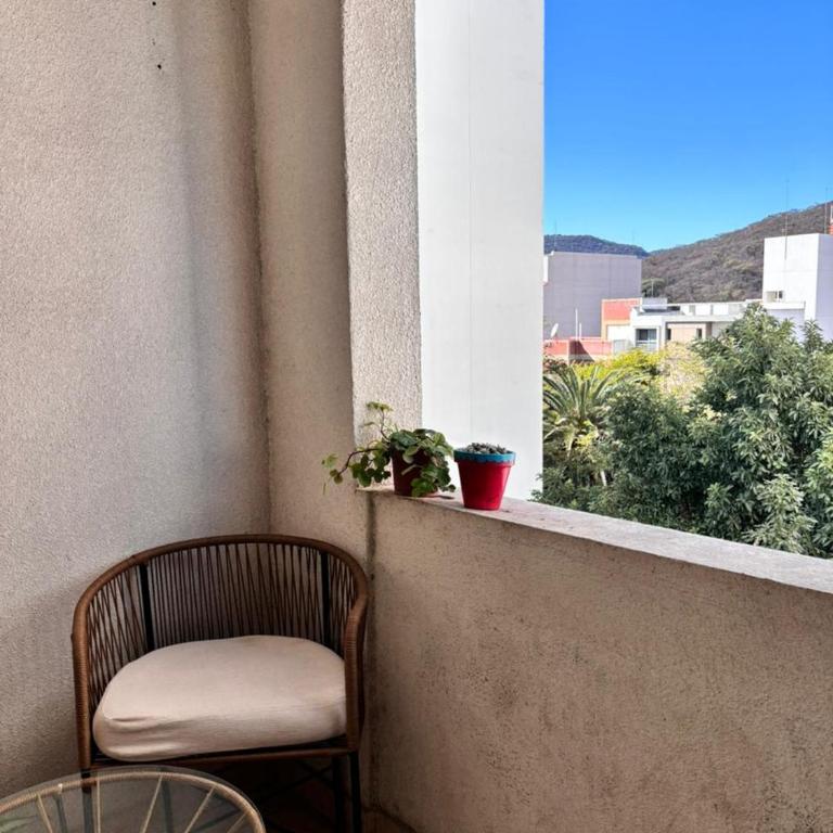 Dpto con cochera y amenities en zona premium de Salta - Apartamento de 2 dormitorios con balcón y terraza - 26