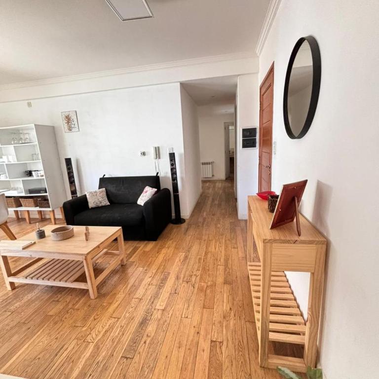 Dpto con cochera y amenities en zona premium de Salta - Apartamento de 2 dormitorios con balcón y terraza - 2