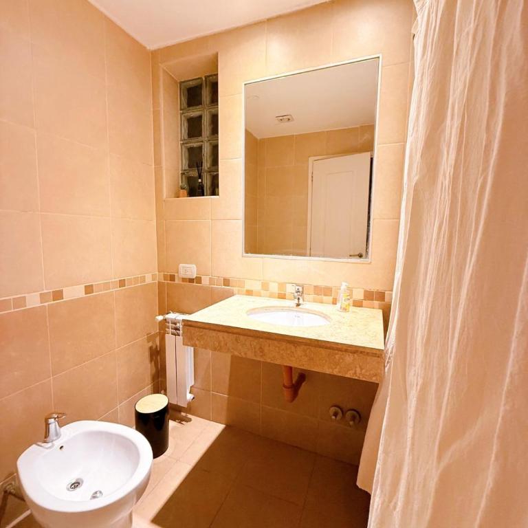 Dpto con cochera y amenities en zona premium de Salta - Apartamento de 2 dormitorios con balcón y terraza - 17