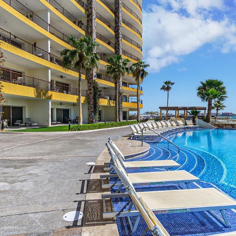 Exquisite Spacious Ocean View Condo - Casa - 26