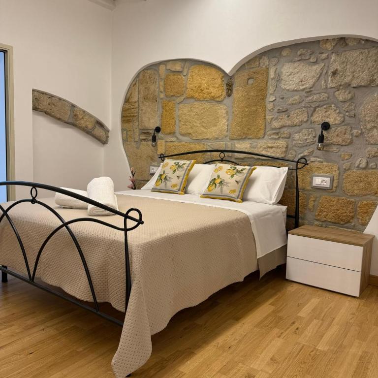 VUCCIRIA' S ROOM centro storico - Appartamento con 1 Camera da Letto - 30