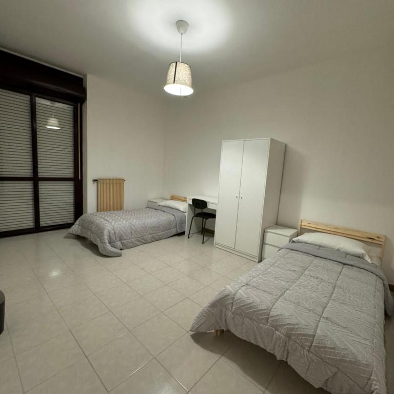 RAHIMA GUEST HOUSe 2 - Posto Letto in Dormitorio Maschile per 4 Persone - 7