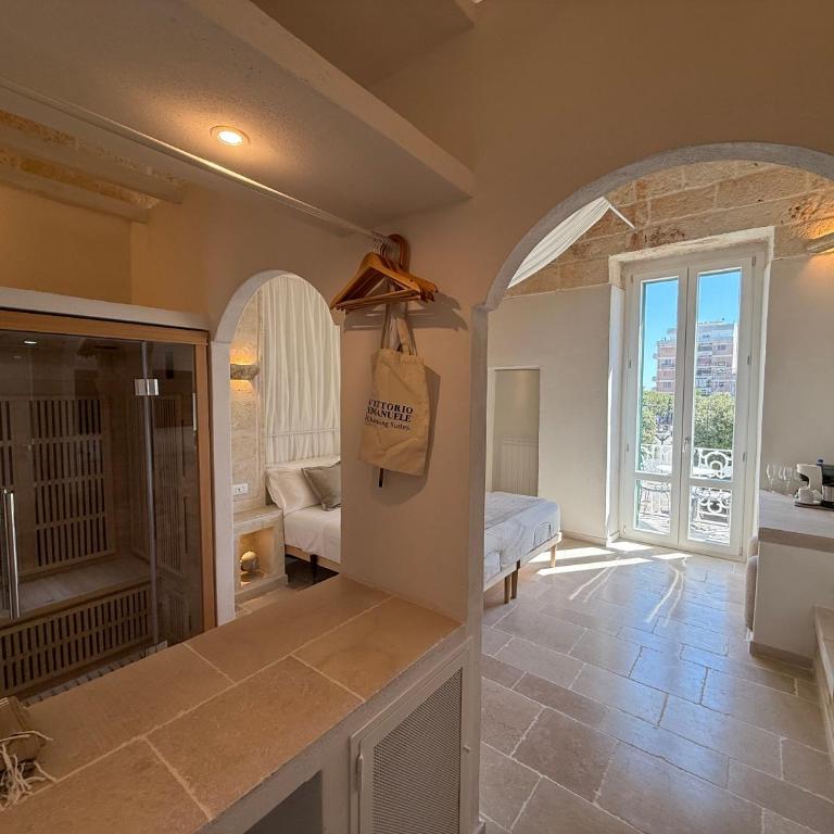 Vittorio Emanuele Charming Suites - Camera Queen con Vasca Idromassaggio - 2