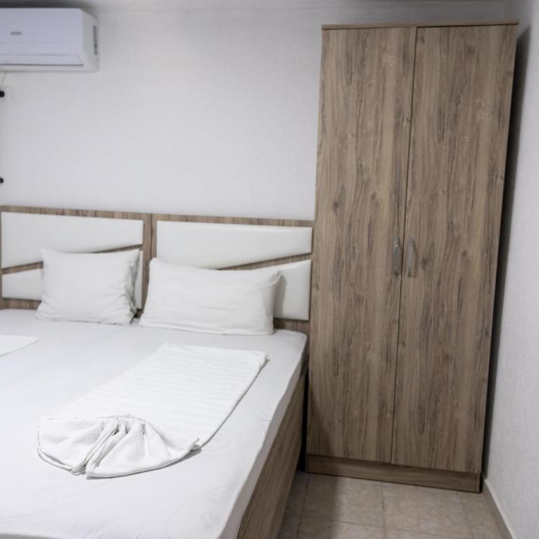 Aida Apartments - Dvokrevetna Soba sa Bračnim Krevetom i Balkonom - 9