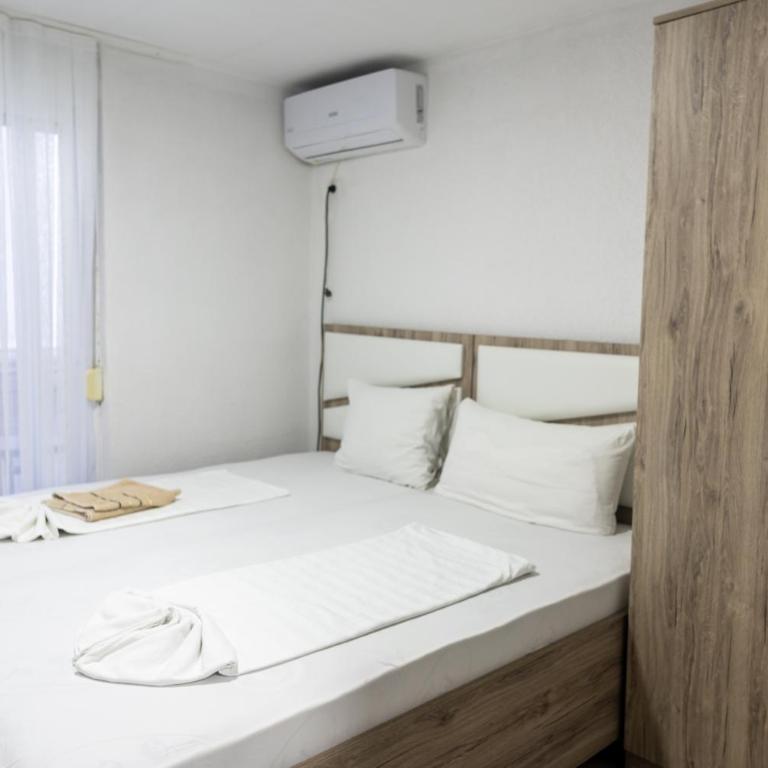 Aida Apartments - Dvokrevetna Soba sa Bračnim Krevetom i Balkonom - 8