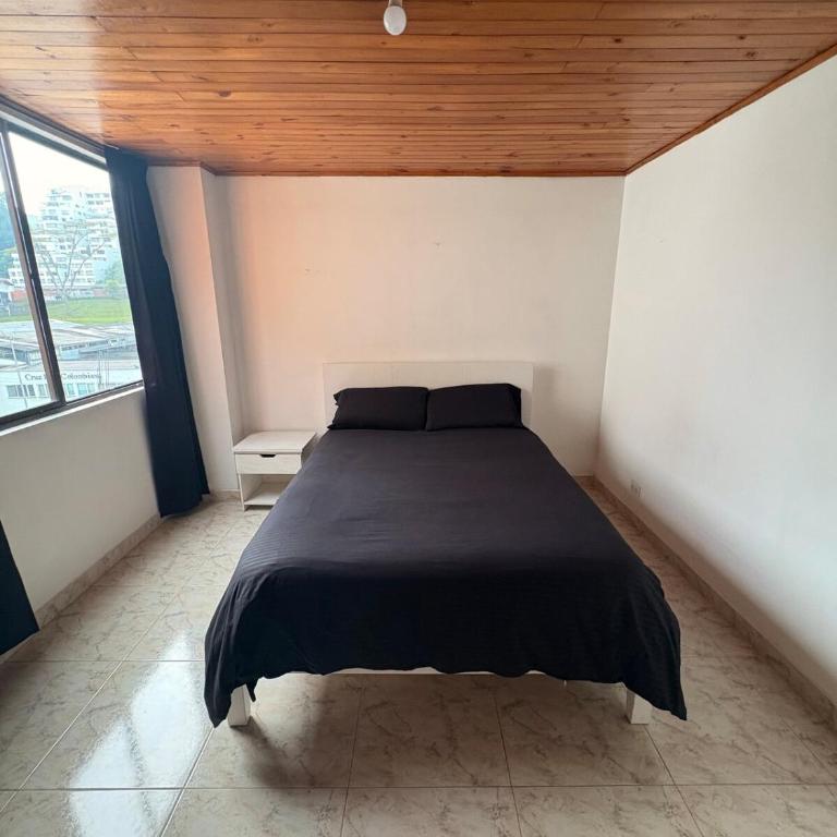 Apartamento Cerca a Estadio, Zona Universitaria, Zona Rosa de Milán y Cable, Zona G Restaurantes, Ecoparque Yaurmos, Expoferias, Mall Plaza, Cable Plaza - Apartamento de 1 dormitorio - 15