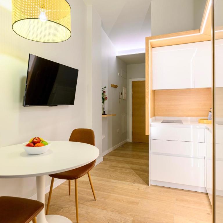 Eleven Boutique Apartments by Airnest - Estudio - 10