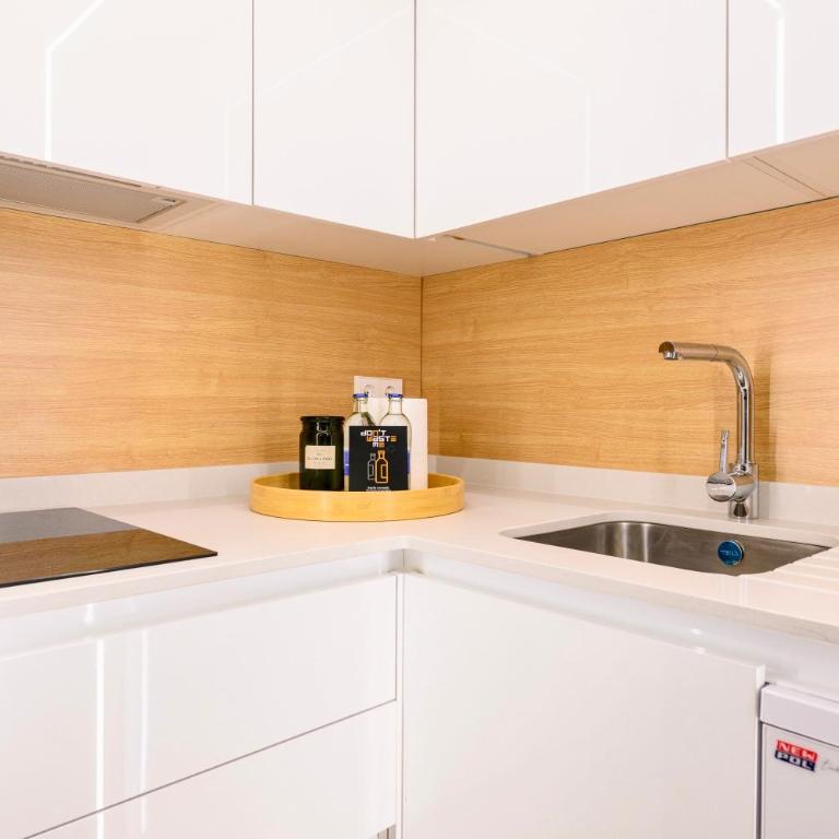 Eleven Boutique Apartments by Airnest - Estudio - 17