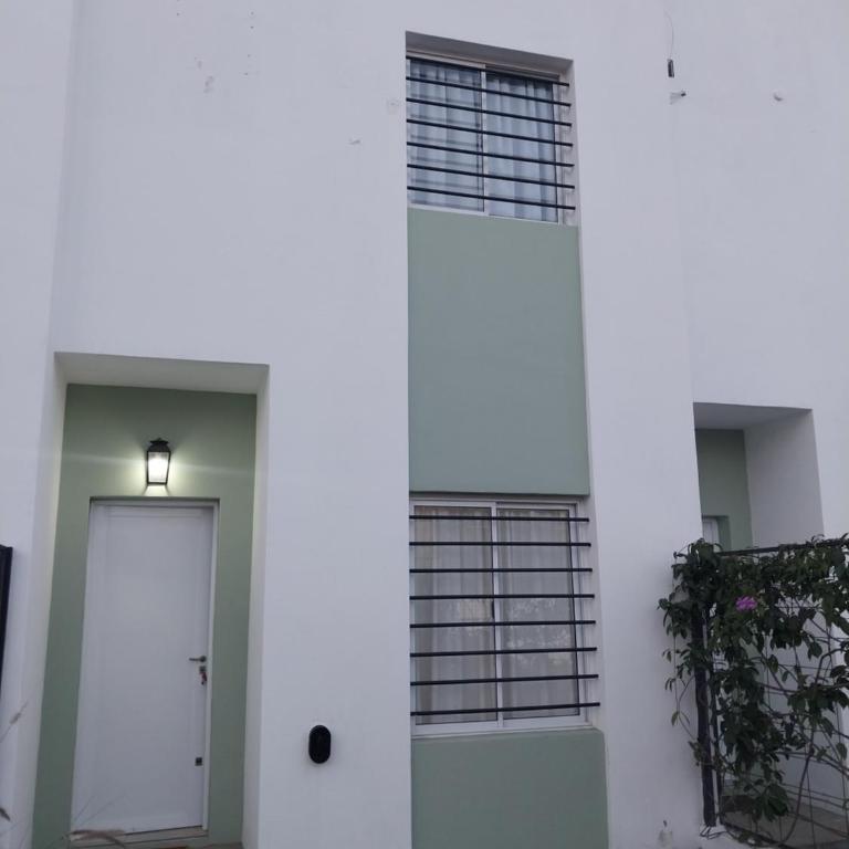 Magnolia Duplex - Two-Bedroom Apartment - 1