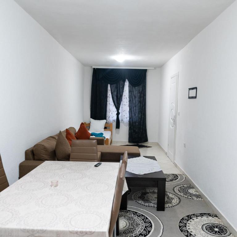 Aida Apartments - Porodična Soba sa Terasom - 10