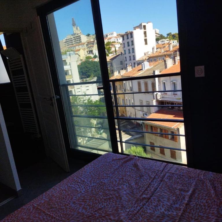 Marseille Endoume proche plage et Vieux Port - Chambre 2 Lits King-Size - 15