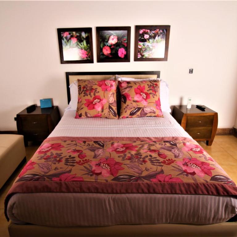 Casa Campestre con piscina privada a 8 minutos de Ukumari - Villa with Private Pool - 21
